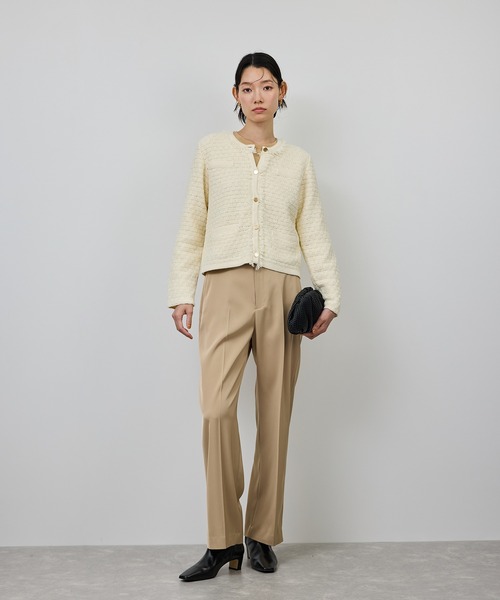 ROPE'(ロペ)の「センタープレスパンツ(トリアセテートツイル/デニムライク)(その他パンツ・レディース・ベージュ/レッド/ブルー・38/36)」の7枚目の写真