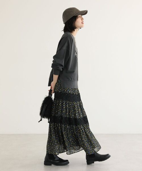 Green　Parks（グリーンパークス）の「レースドッキング花柄ティアードスカート（スカート・レディース・ブラック/イエロー・FREE）」の9枚目の写真