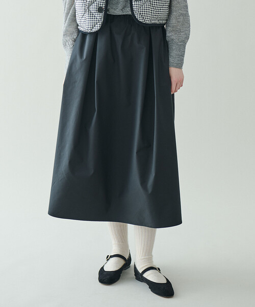 LE GLAZIK（ルグラジック）の「LE GLAZIK | メモリーツイル タックスカート WOMEN（スカート・レディース・ブラック・36）」の13枚目の写真