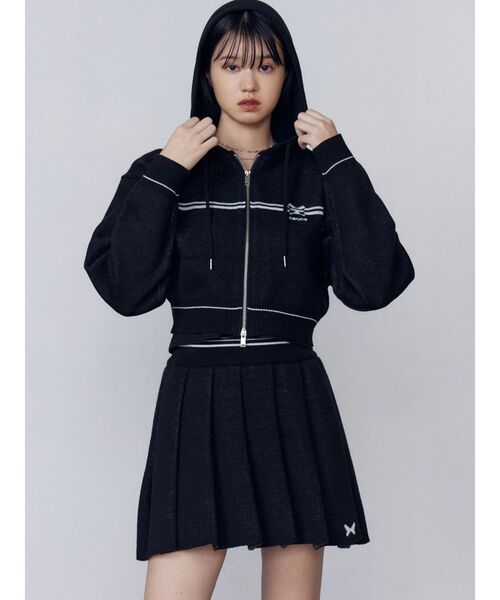 EMODA（エモダ）の「プリーツニットミニスカート（スカート・レディース・グレー/ブラック/ネイビー・FREE）」の5枚目の写真