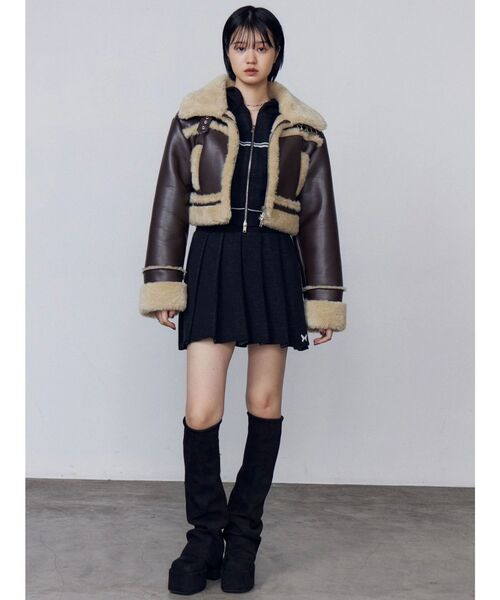 EMODA（エモダ）の「プリーツニットミニスカート（スカート・レディース・グレー/ブラック/ネイビー・FREE）」の9枚目の写真