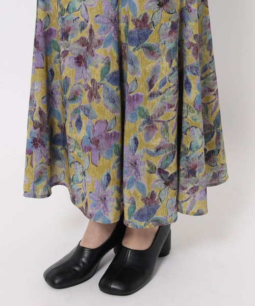 mysty woman（ミスティウーマン）の「アンティークフラワースカート　582115（スカート・レディース・ブラック/イエロー/ホワイト系その他・FREE）」の13枚目の写真