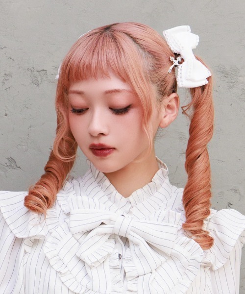 Chalmiere（シャルミエール）の「クロスリボンクリップセット