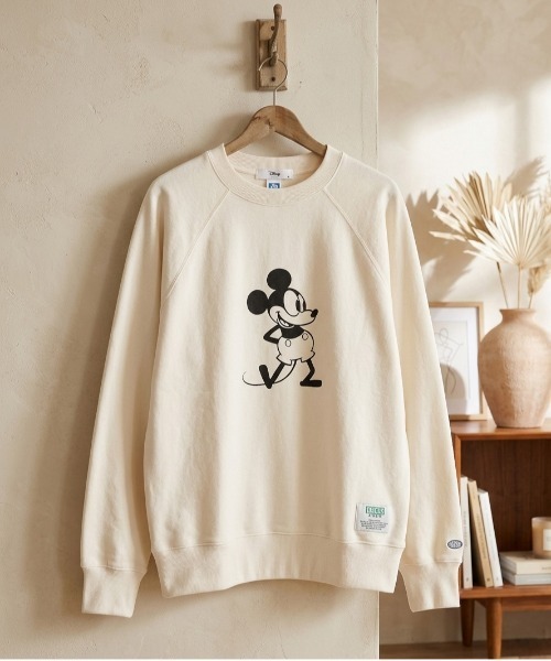 Disney(ディズニー)の「【DISCUS ATHLETIC/ディスカス アスレチックXDISNEY/ディズニー】レトロミッキープリントコラボ裏毛スウェット(スウェット・レディース・グレー系その他2/グレー系その他3/グレー系その他4/ホワイト系その他3/ホワイト系その他2/ホワイト系その他4/ホワイト/杢グレー・MEDIUM/LARGE)」の2枚目の写真