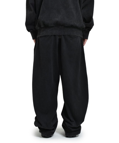 Neutral Untitled(ニュートラルアンタイトルド)の「SWEAT PANTS(スウェットパンツ・メンズ・ブラック/グレー・LARGE/MEDIUM/X-LARGE)」の3枚目の写真