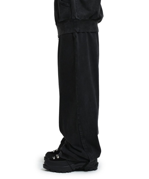 Neutral Untitled(ニュートラルアンタイトルド)の「SWEAT PANTS(スウェットパンツ・メンズ・ブラック/グレー・LARGE/MEDIUM/X-LARGE)」の4枚目の写真