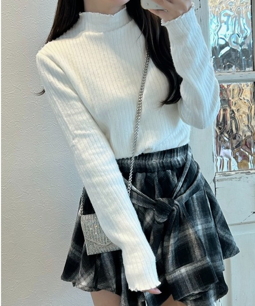 Belle Cie(ベルシー)の「ぬくもりあったか 裏シャギー リブニットセーター レディース 裏起毛 あったか トップス(ニット/セーター・レディース・グレー/ボルドー/ブラック/アイボリー/ホワイト/ブラウン/グリーン/ベージュ・FREE)」の19枚目の写真