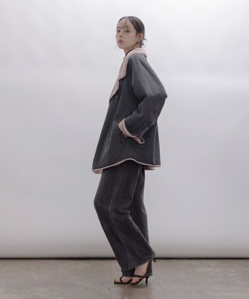 Eimee Law（エイミーロウ）の「デニムボア スタンドカラー ラペルコート（その他アウター・レディース・グレー/インディゴブルー・FREE）」の4枚目の写真