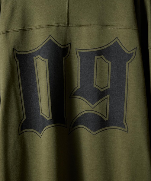 PREMIUM COTTON NUMBERING LOGO FOOTBALL L/S T-SHIRT