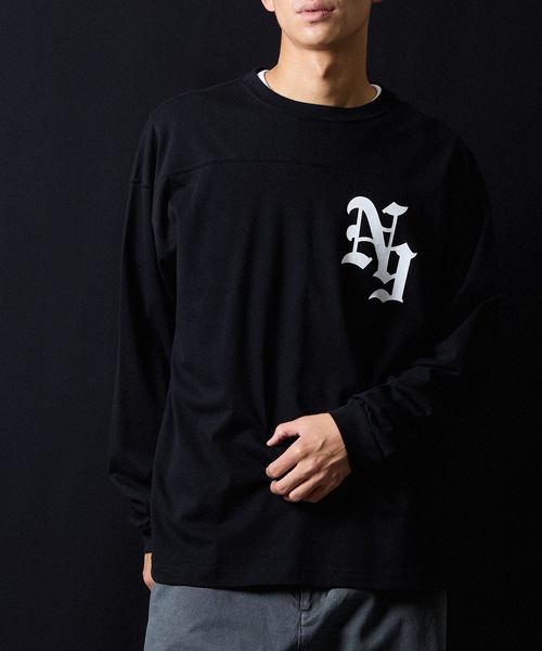 NUMBER (N)INE(ナンバーナイン)の「PREMIUM COTTON NUMBERING LOGO FOOTBALL L/S T-SHIRT / プレミアム コットン ナンバリング ロゴプリント フットボール ロンT(Tシャツ/カットソー・メンズ・ブラック/オリーブ/ホワイト・2/3/4)」の16枚目の写真