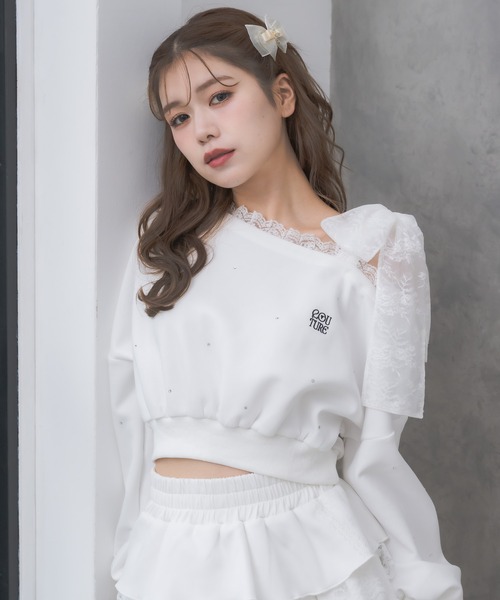 couture BY ROJITA(クチュールバイロジータ)の「【セットアップ対応】ワンショルリボンスウェットトップス(スウェット・レディース・ホワイト/ブラック/グレー・FREE)」の6枚目の写真