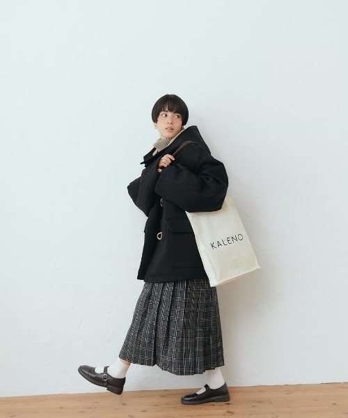 KALENO（カレノ）の「unisex / over duffel coat（ダッフルコート・レディース・ベージュ・FREE）」の6枚目の写真