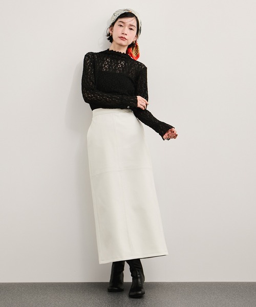 le cercle ADAM ET ROPE'(ルセルクルアダムエロペ)の「ハイネックレーストップス(Tシャツ/カットソー・レディース・ホワイト/ブラウン/ブラック・FREE)」の22枚目の写真