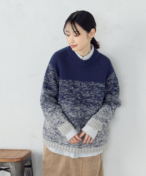 ONIGIRI(オニギリ)の「変形 鹿の子 グラデーション ニット(ニット/セーター・レディース・ベージュ/ネイビー・FREE)」の5枚目の写真