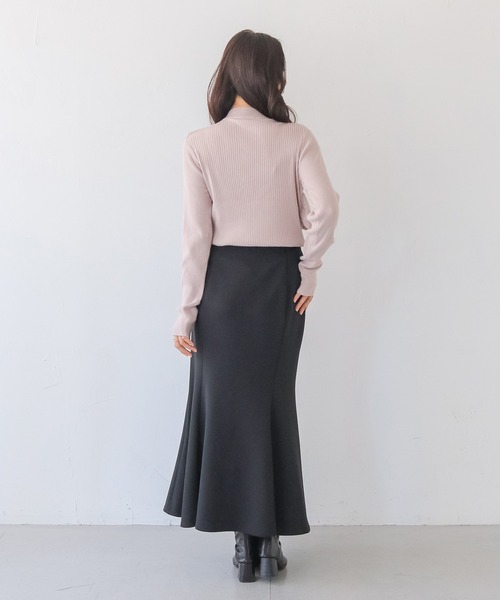 HER CLOSET(ハークローゼット)の「【HER CLOSET】フリルアシンメトリーハイゲージニットトップス FRILL ASYMMETRIC HIGH GAUGE KNIT TOP(ニット/セーター・レディース・ネイビー/オフホワイト/ブラック/スモークピンク・MEDIUM)」の19枚目の写真