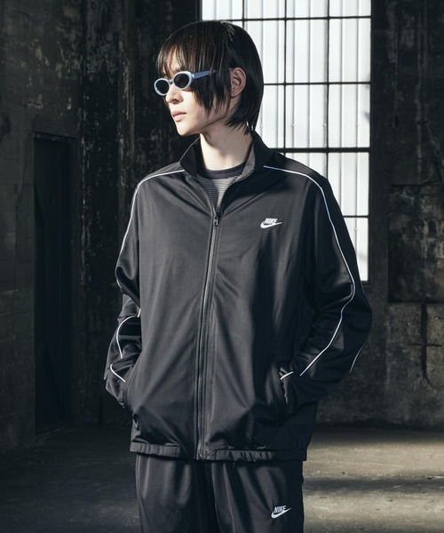 NIKE（ナイキ）の「《上下セット》ナイキ スポーツウェア クラブ メンズ ポリニット トラックスーツ / Nike Sportswear Club Men's Poly-Knit Tracksuit HV1445-010 Black（セットアップ・メンズ・ブラック・M/S/L/XL/2XL）」の4枚目の写真