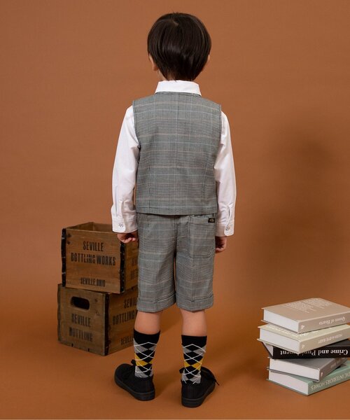 BREEZE(ブリーズ)の「【リンク】フォーマルベスト_セットアップ可能(スーツベスト・キッズ・グレー/グリーン・90/100/110/120/130)」の6枚目の写真