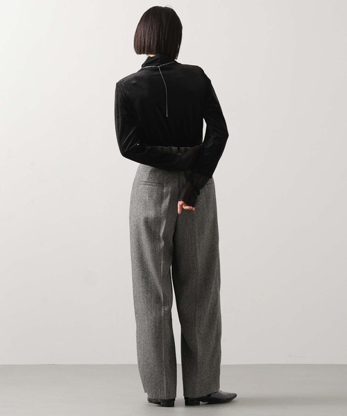 Gready Brilliant(グレディブリリアン)の「ベロア×シアータートル(Tシャツ/カットソー・レディース・アイボリー/ブラック/ブラウン/グレー・38)」の15枚目の写真