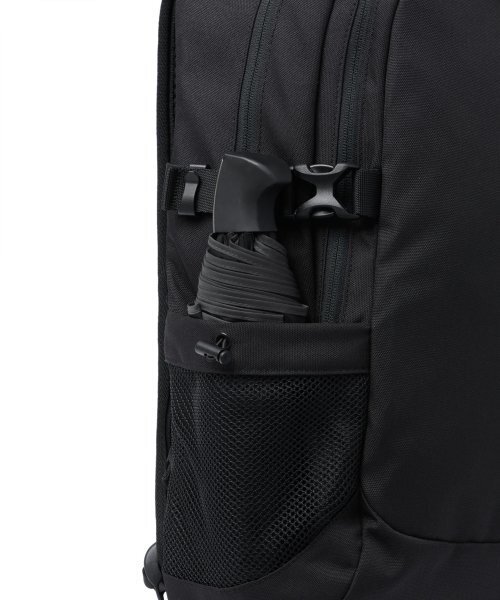 MUSINSA STANDARD（ムシンサスタンダード）の「コーデュラバーティカルジッパーバックパック[ブラック]（バックパック/リュック・レディース・その他・FREE）」の16枚目の写真