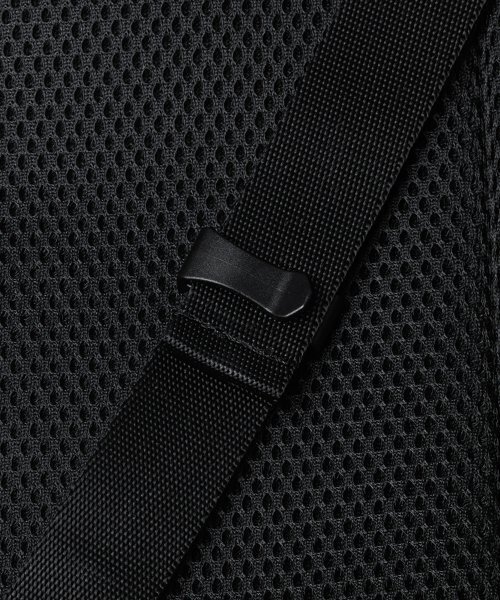 MUSINSA STANDARD（ムシンサスタンダード）の「コーデュラバーティカルジッパーバックパック[ブラック]（バックパック/リュック・レディース・その他・FREE）」の10枚目の写真