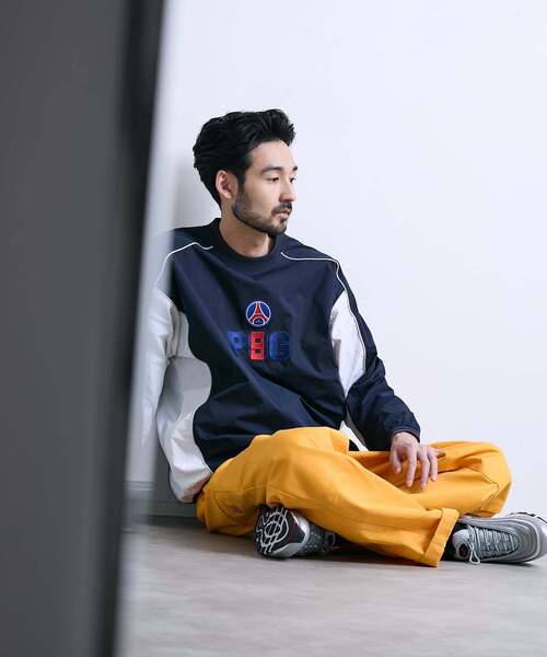 PARIS SAINT-GERMAIN（パリサンジェルマン）の「【Paris Saint-Germain / パリ・サン＝ジェルマン】JP Classic Piste（ナイロンジャケット・メンズ・ネイビー/ブラック・MEDIUM/LARGE）」の3枚目の写真