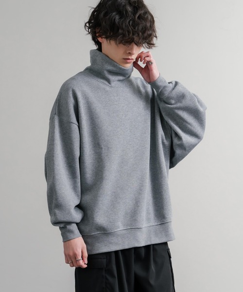 Rocky Monroe(ロッキーモンロー)の「コットンタッチ裏起毛ドルマンスリーブハイネックトレーナースウェット(スウェット・メンズ・チャコール/グレー/グレイッシュベージュ/ブラック・M/L/XL)」の1枚目の写真
