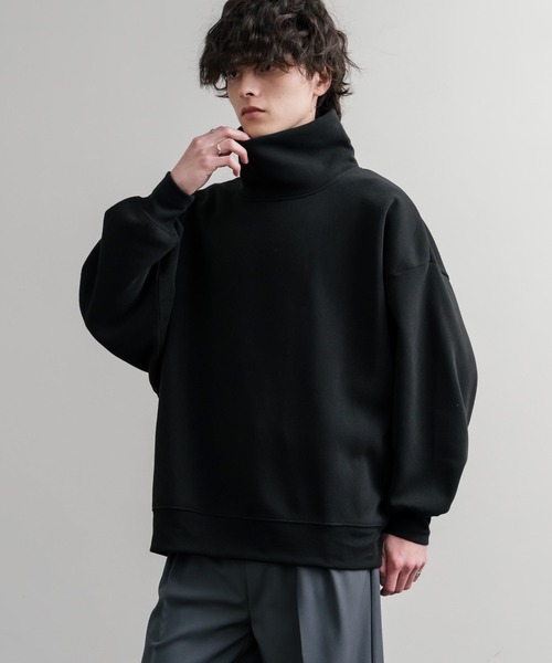 Rocky Monroe(ロッキーモンロー)の「コットンタッチ裏起毛ドルマンスリーブハイネックトレーナースウェット(スウェット・メンズ・チャコール/グレー/グレイッシュベージュ/ブラック・M/L/XL)」の5枚目の写真