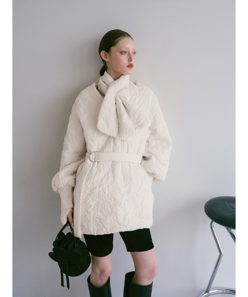 sahara（サハラ）の「Reversible Flower Quilting Coat/リバーシブルフラワーキルティングコート（その他アウター・レディース・ブラック/アイボリー・FREE）」の17枚目の写真