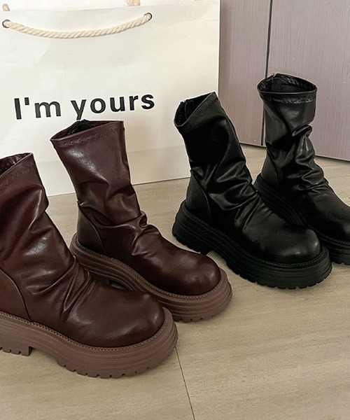 Nia（ニア）の「Nia(ニア)/厚底　バッグジップアップ　シンプルショートブーツ（ブーツ・レディース・ブラウン/ブラック・38/36）」の9枚目の写真