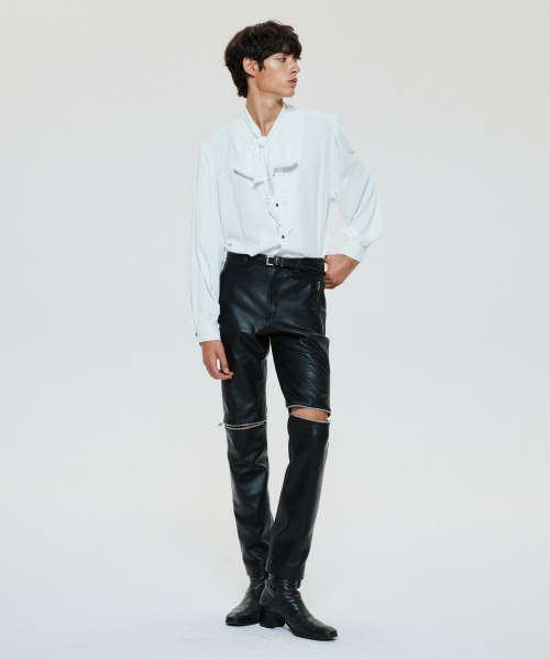 UNTAGE（アンテージ）の「プッシュボウラッフルフラケットブラウス[ホワイト(MAN)]_UTS-FS89（シャツ/ブラウス・メンズ・その他・FREE）」の2枚目の写真