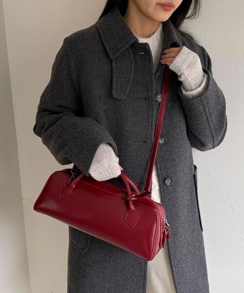 fredy emue（フレディエミュ）の「ショートハンドルボストンバッグ（ショルダーバッグ・レディース・ブラック/ブラウン/レッド・FREE）」の3枚目の写真