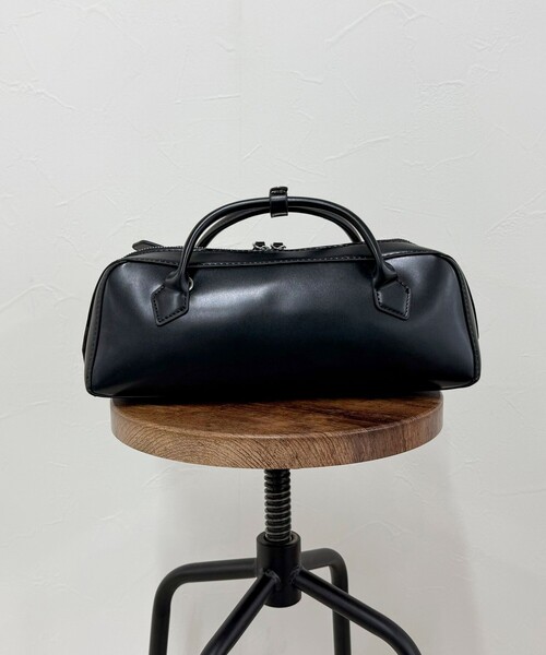 fredy emue（フレディエミュ）の「ショートハンドルボストンバッグ（ショルダーバッグ・レディース・ブラック/ブラウン/レッド・FREE）」の13枚目の写真