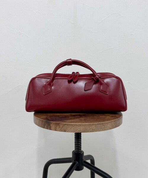 fredy emue（フレディエミュ）の「ショートハンドルボストンバッグ（ショルダーバッグ・レディース・ブラック/ブラウン/レッド・FREE）」の22枚目の写真