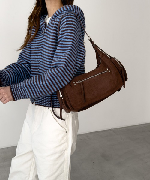 CANAL JEAN（キャナルジーン）の「Lakey Park　ボーダーZIPニットパーカー（ニット/セーター・レディース・ブルー・ONE SIZE）」の6枚目の写真