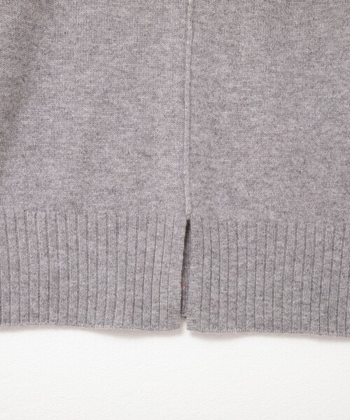 Rie Miller（リエミラー）の「《手洗い可能》ハンド刺繍Vネックカーディガン（カーディガン/ボレロ・レディース・ネイビー/ブルー/ライトグレー・38）」の7枚目の写真