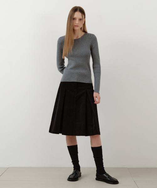 WEDNESDAYOASISFORWOMEN（ウェンズデー オアシス フォー ウーマン）の「ジェインラウンドネックウォッシャブルニット_GRAY(WC25-KN34)（ニット/セーター・レディース・チャコールグレー・OS）」の3枚目の写真