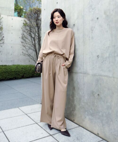 le.coeur blanc(ルクールブラン)の「《WEB限定アイテム》2点セット ライトジョーゼットセットアップ(ワンピース・レディース・ブラック/グレー/ベージュ・38)」の1枚目の写真