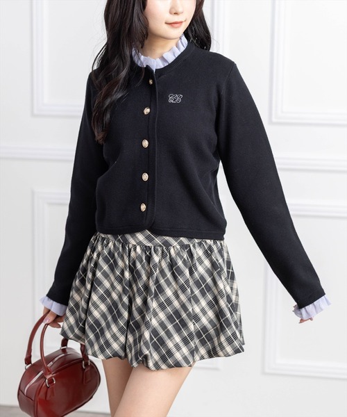 CLEAR BASIC（クリアベーシック）の「刺繍入りフリルニットカーディガン[大人 フェミニン 上品]≪AW新作≫（カーディガン/ボレロ・レディース・アイボリー/ブラック/グレー・F）」の2枚目の写真