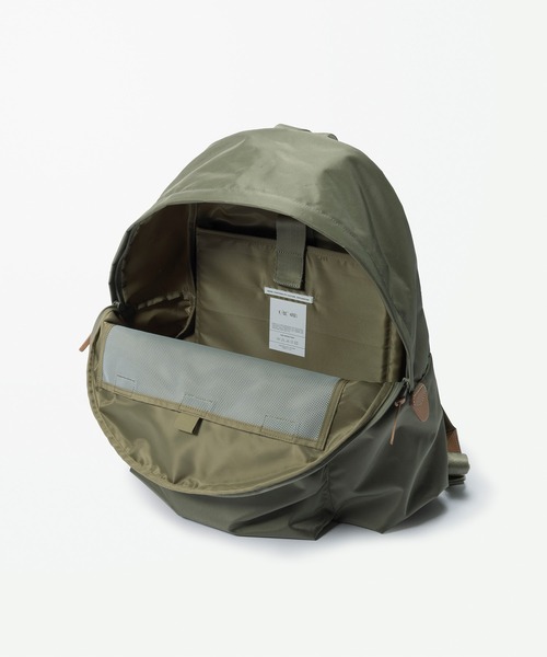 F/CE. (エフシーイー)の「MDNS × F/CE 420 re/cor 28L DAYPACK(バックパック/リュック・メンズ・グリーン系その他・FREE)」の2枚目の写真