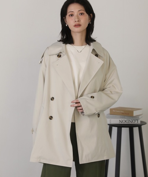 shetila(シェティラ)の「ミリタリーツイルショートトレンチコート(トレンチコート・レディース・ブラック/ベージュ/アイボリー・M)」の1枚目の写真