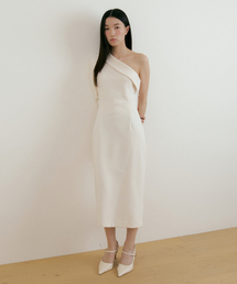 One shoulder Callar One-piece (cream)