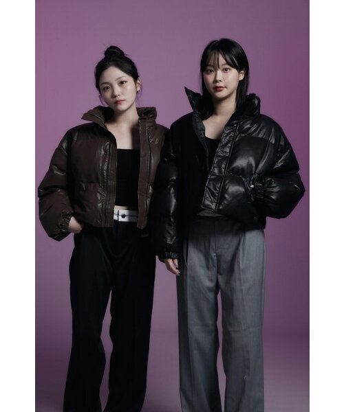 APOSTROPHE COMMA(アポストロフィコンマ)の「レザー クロップショートパディング (ブラック)(ダウンジャケット/コート・レディース・その他・LARGE/MEDIUM/SMALL)」の4枚目の写真