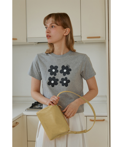 ANOETIC（アノエティック）の「ANC SARA BAG_BUTTER（ショルダーバッグ・レディース・その他・FREE）」の4枚目の写真