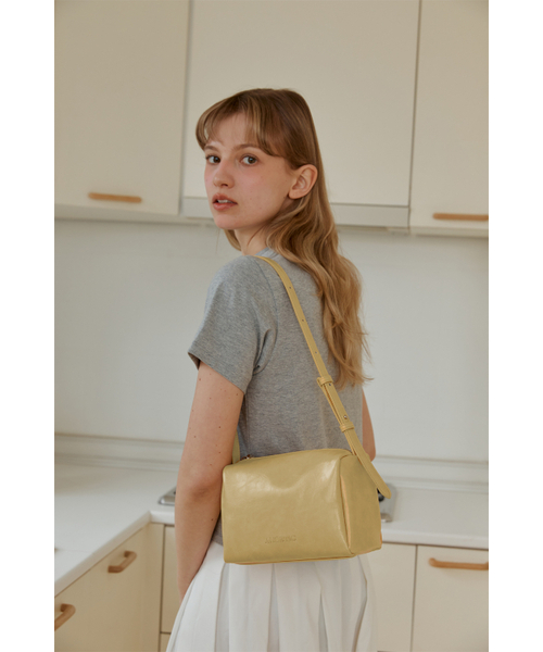ANOETIC（アノエティック）の「ANC SARA BAG_BUTTER（ショルダーバッグ・レディース・その他・FREE）」の5枚目の写真
