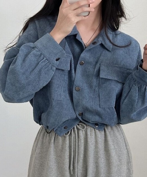 Beststore（ベストストア）の「ジャケットシャツ　コーデュロイシャツブルゾン（ブルゾン・レディース・ピンク/ブラック/ブルー/ダークグレー/アイボリー・FREE）」の16枚目の写真