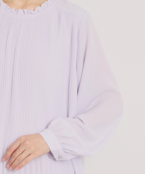 ITS'DEMO（イッツデモ）の「【入卒／手洗い可】プリーツブラウス（シャツ/ブラウス・レディース・オフホワイト/パープル/ブラック・00）」の22枚目の写真