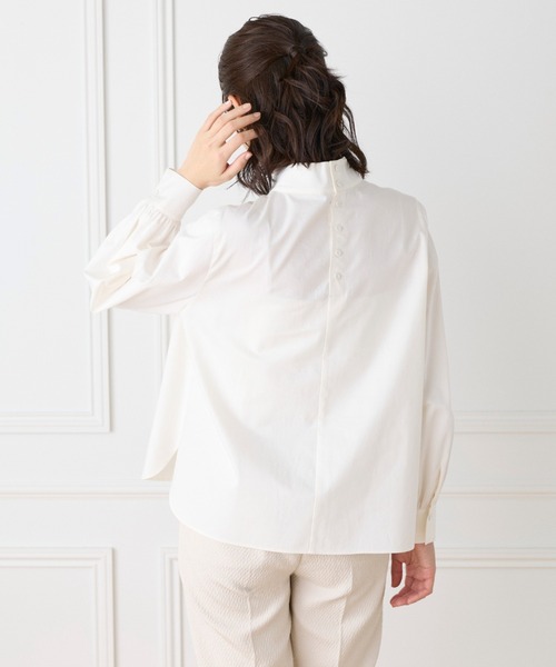 LE SOUK（ルスーク）の「ハイネックボウタイ付きブラウス（シャツ/ブラウス・レディース・ネイビー/オフホワイト・9号）」の11枚目の写真