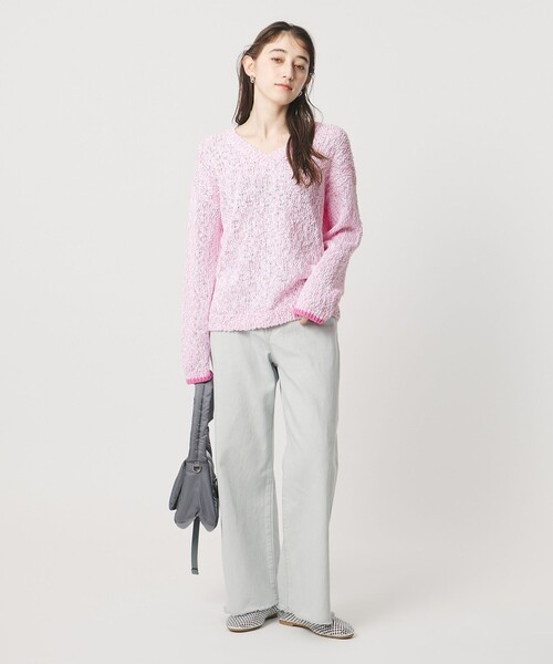 UNITED ARROWS（ユナイテッドアローズ）の「カラーミックス Vネックニット（ニット/セーター・レディース・オフホワイト/ダークブラウン/ライトピンク・FREE）」の10枚目の写真