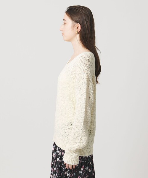 UNITED ARROWS（ユナイテッドアローズ）の「カラーミックス Vネックニット（ニット/セーター・レディース・オフホワイト/ダークブラウン/ライトピンク・FREE）」の12枚目の写真