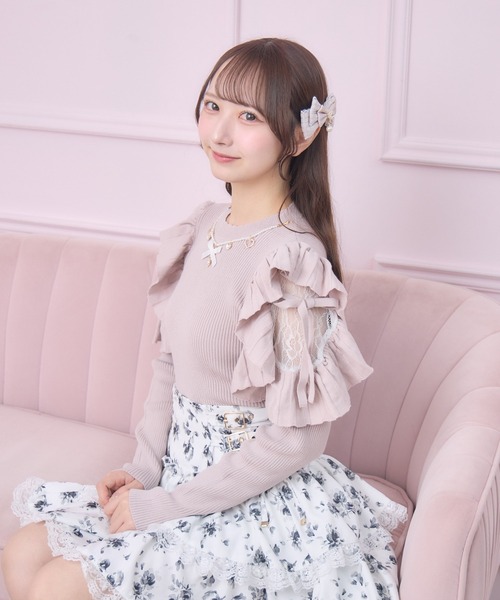 ROJITA(ロジータ)の「ネックレス付肩フリルニット(ニット/セーター・レディース・ブラック/ピンク/ホワイト・FREE)」の14枚目の写真